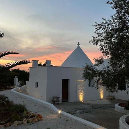 Trulli In Contrada - Monopoli Pension Buitenkant foto