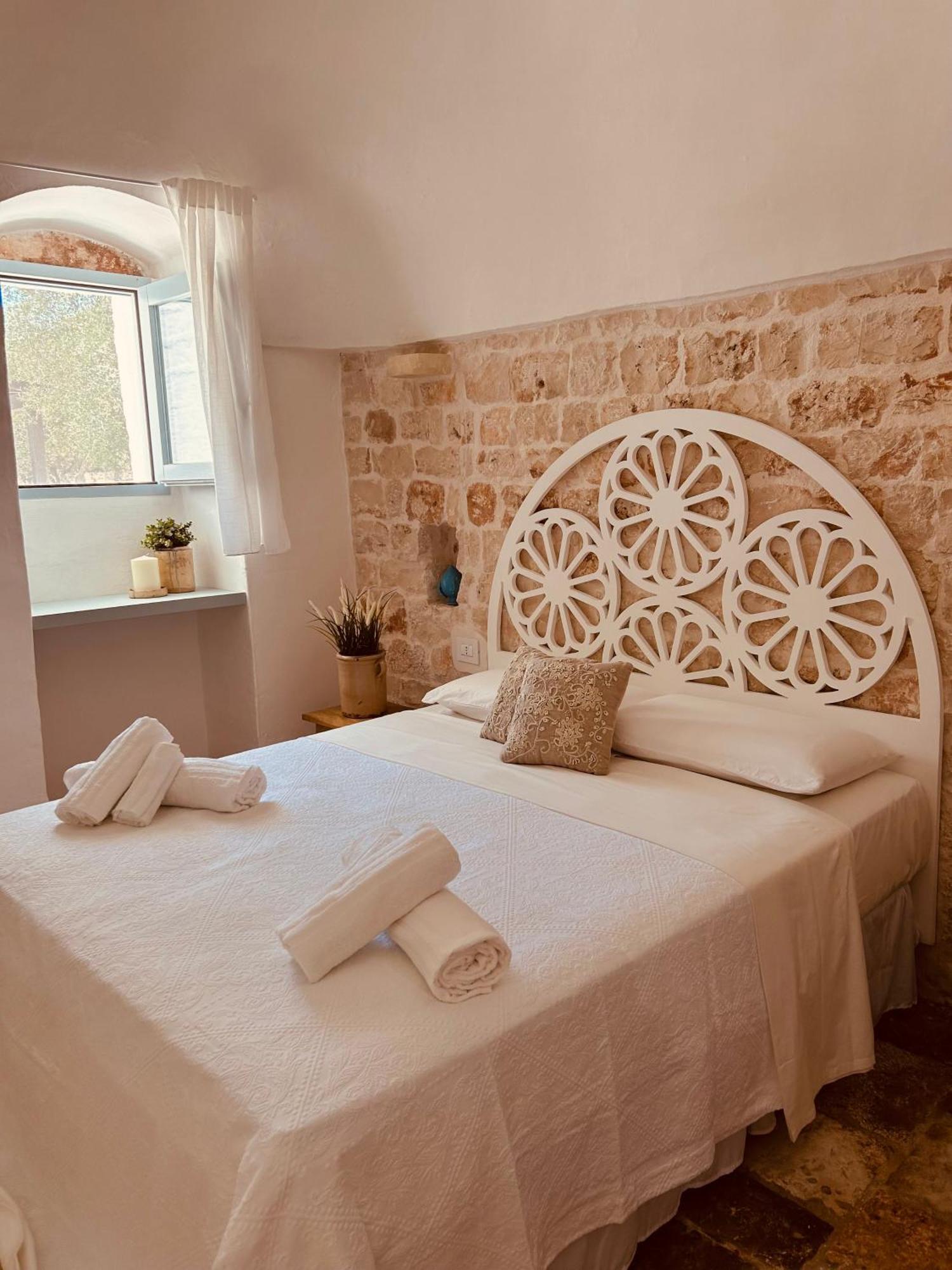 Trulli In Contrada - Monopoli Pension Buitenkant foto