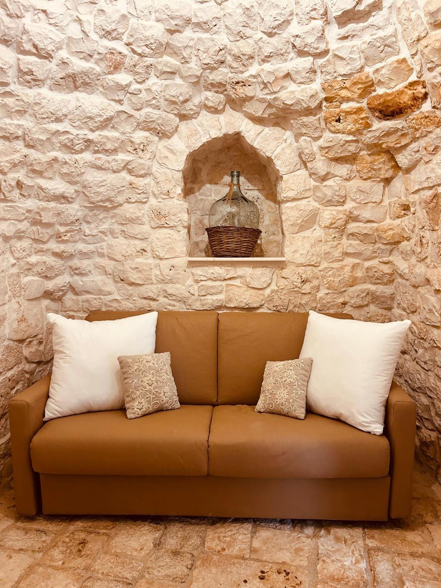 Trulli In Contrada - Monopoli Pension Buitenkant foto